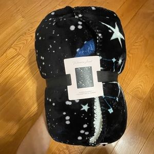 Victoria’s Secret Sherpa Blanket